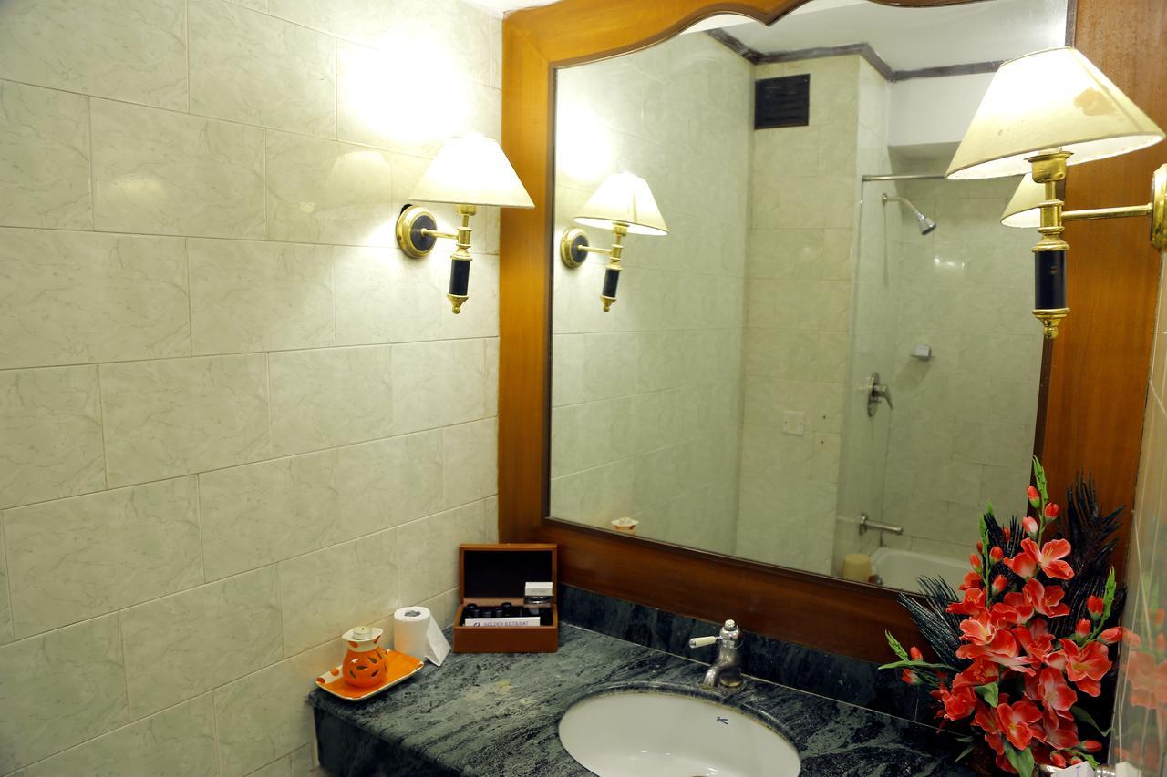 Golden Retreat Hotel Haldia Exterior photo