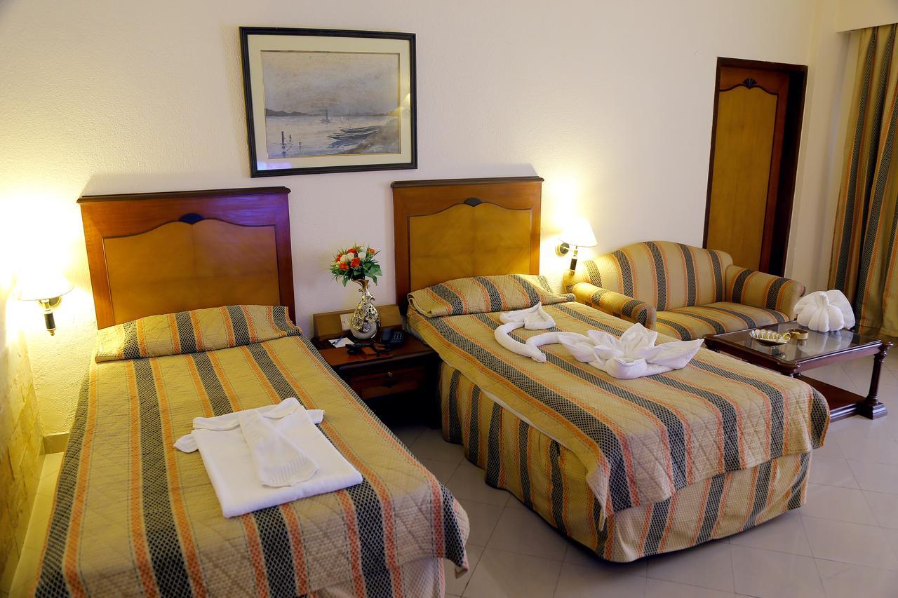Golden Retreat Hotel Haldia Exterior photo