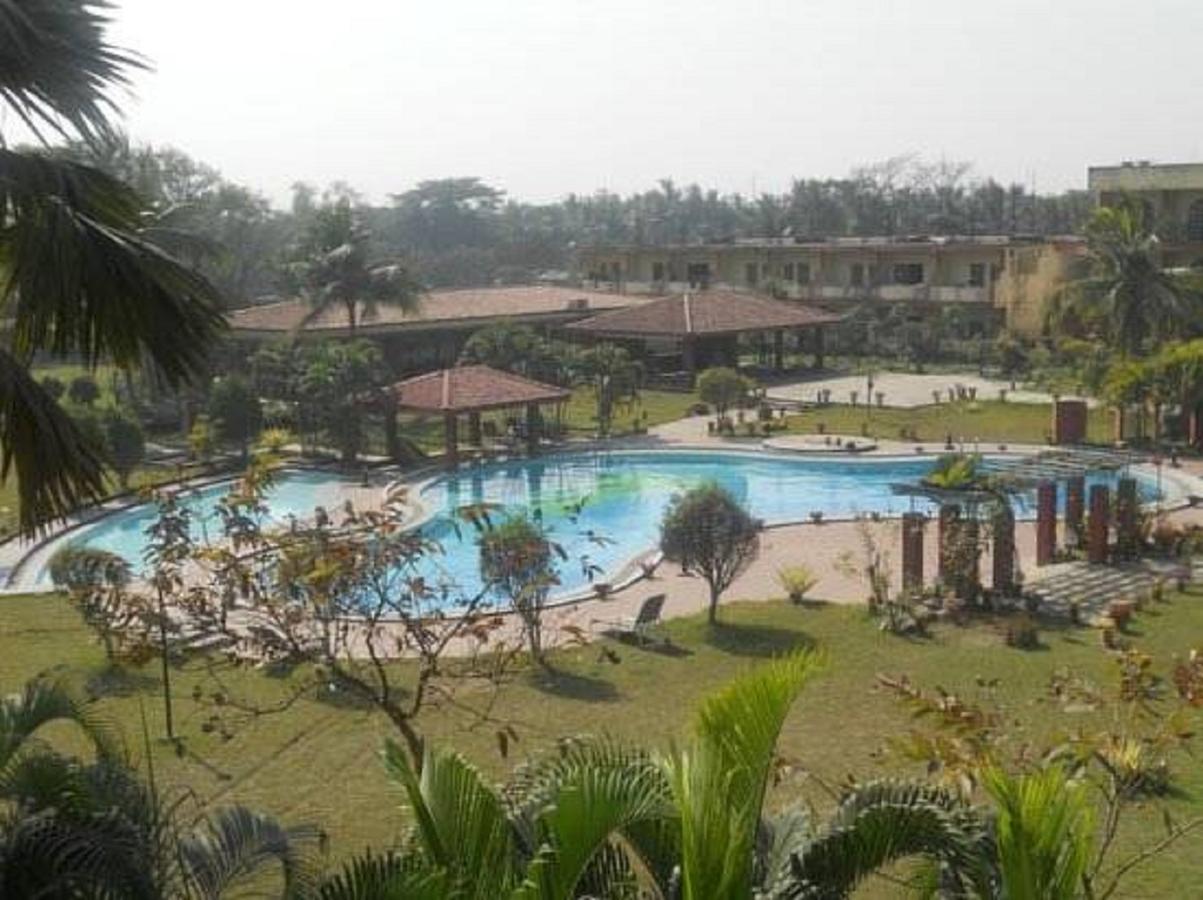 Golden Retreat Hotel Haldia Exterior photo